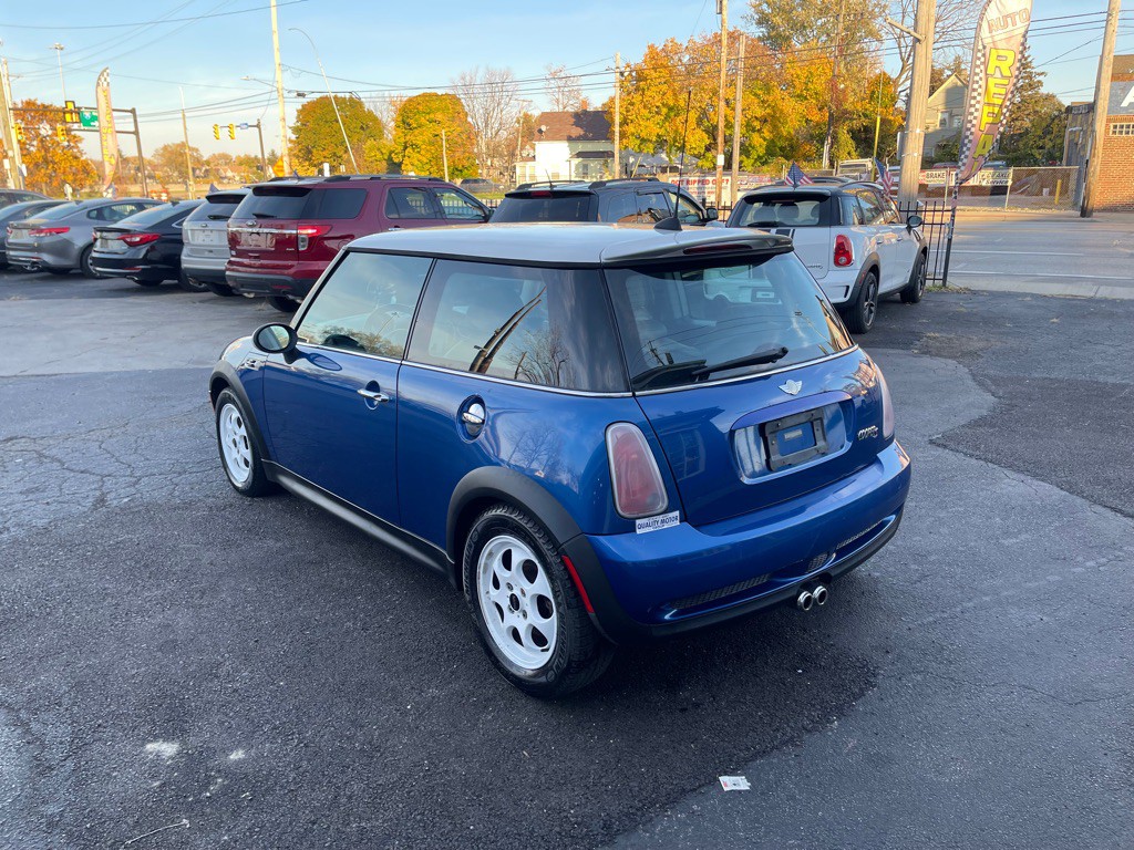 2005 MINI Cooper Image 4