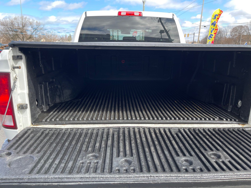 2017 RAM 1500 Image 16