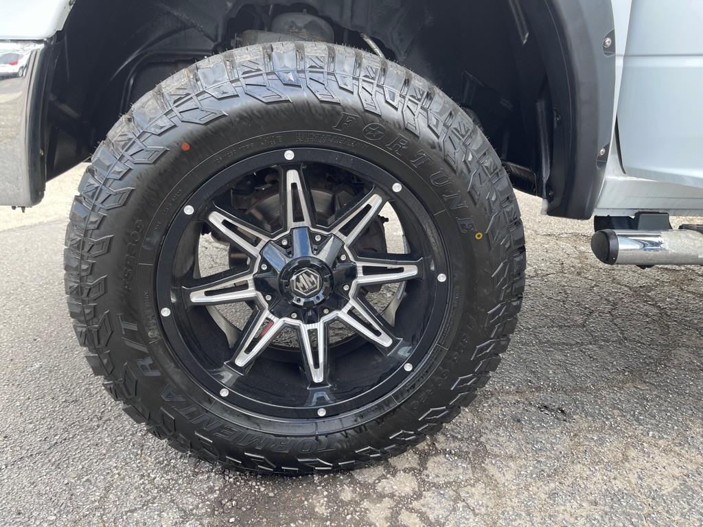 2017 RAM 1500 Image 17