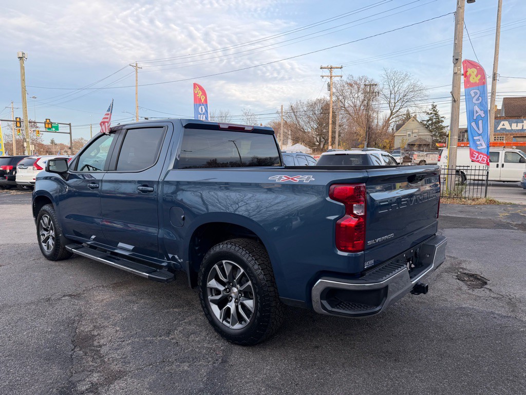 2024 Chevrolet Silverado 1500 Image 4