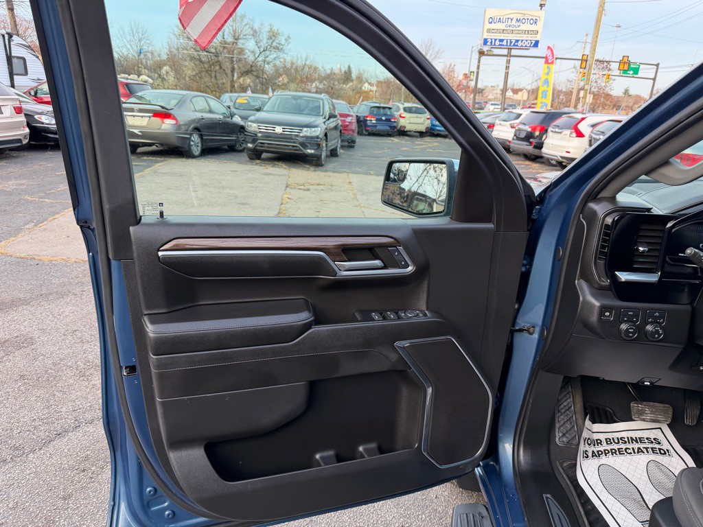 2024 Chevrolet Silverado 1500 Image 10