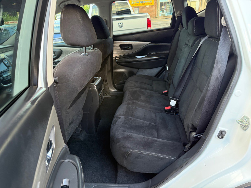 2017 Nissan Murano Image 11