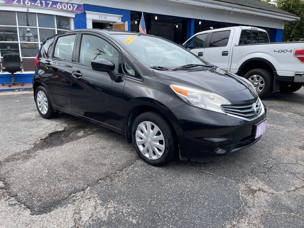 2015 Nissan Versa Image 8