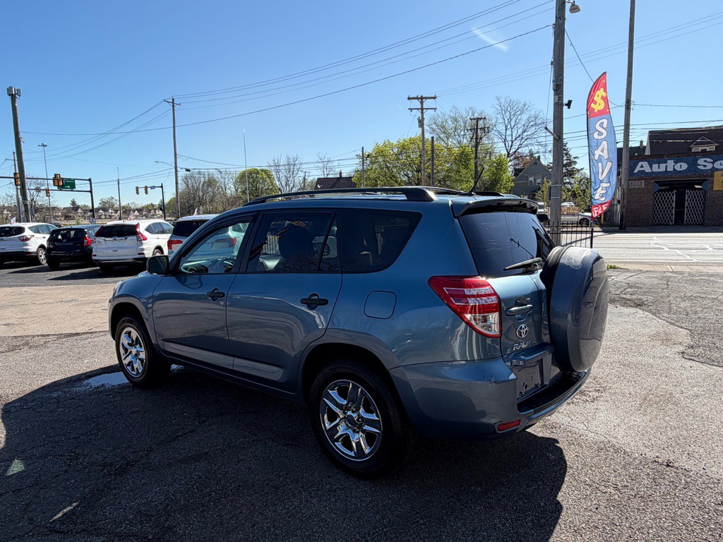 2011 Toyota Rav4 Image 4