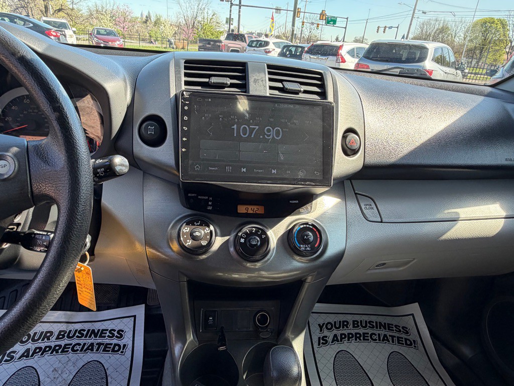 2011 Toyota Rav4 Image 14