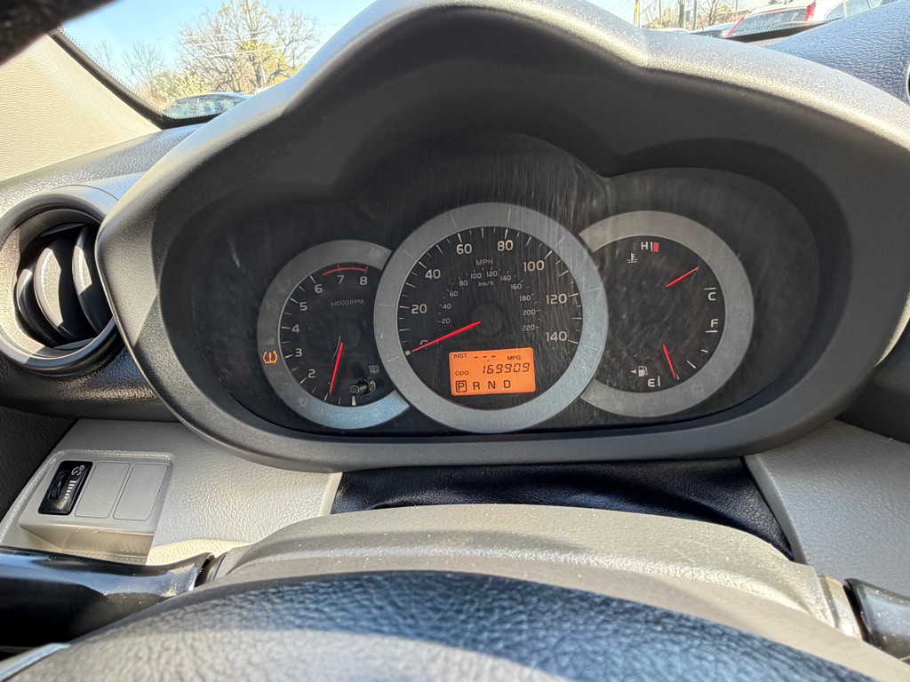 2011 Toyota Rav4 Image 15