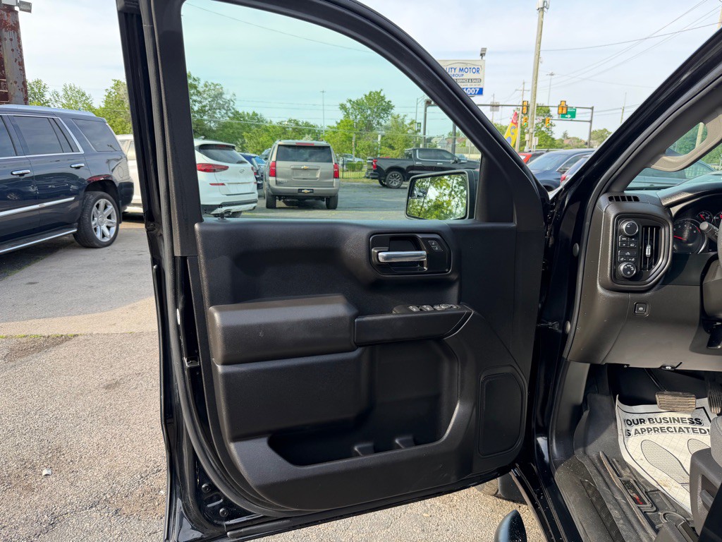 2022 Chevrolet Silverado 1500 Image 9