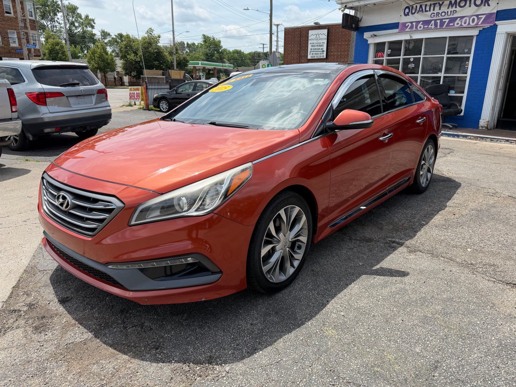 2015 Hyundai Sonata Image 2