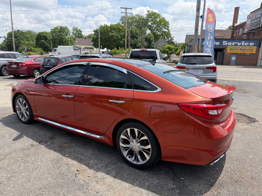 2015 Hyundai Sonata Image 4