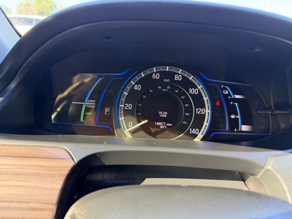 2017 Honda Accord Image 16