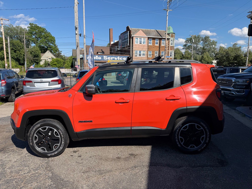 2015 Jeep Renegade Image 3