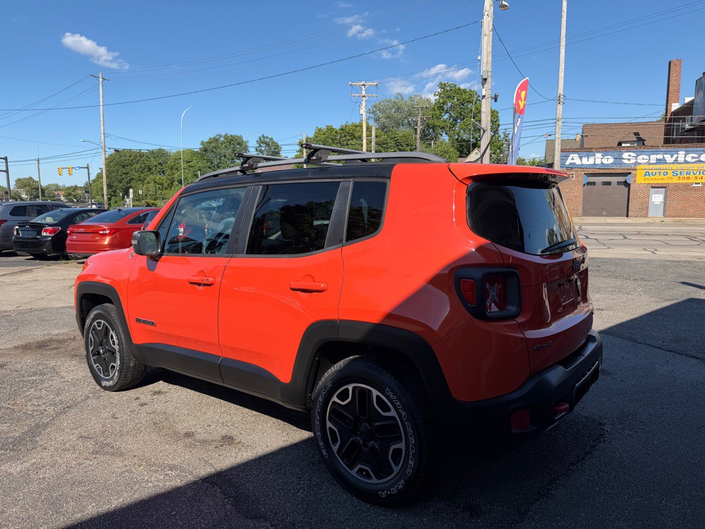 2015 Jeep Renegade Image 4