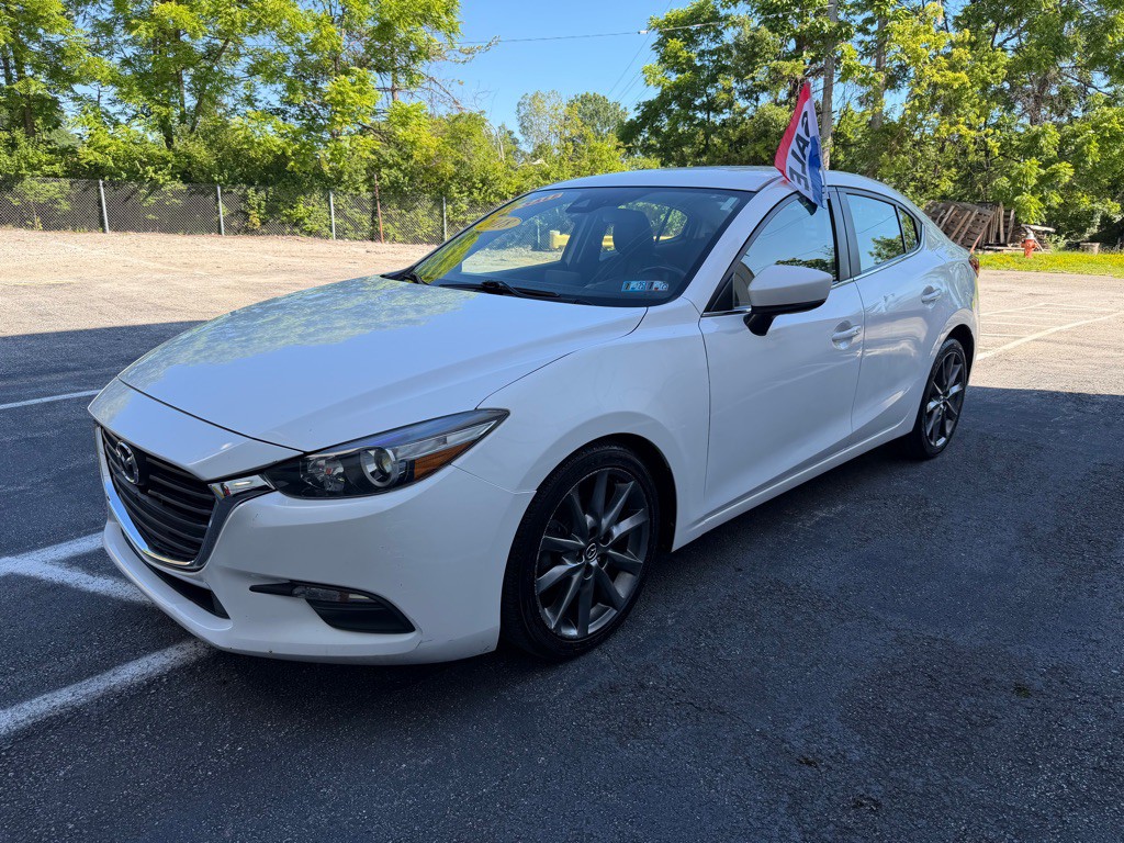 2018 Mazda Mazda3 Image 2