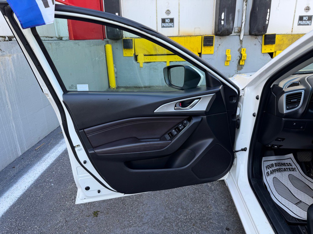 2018 Mazda Mazda3 Image 9