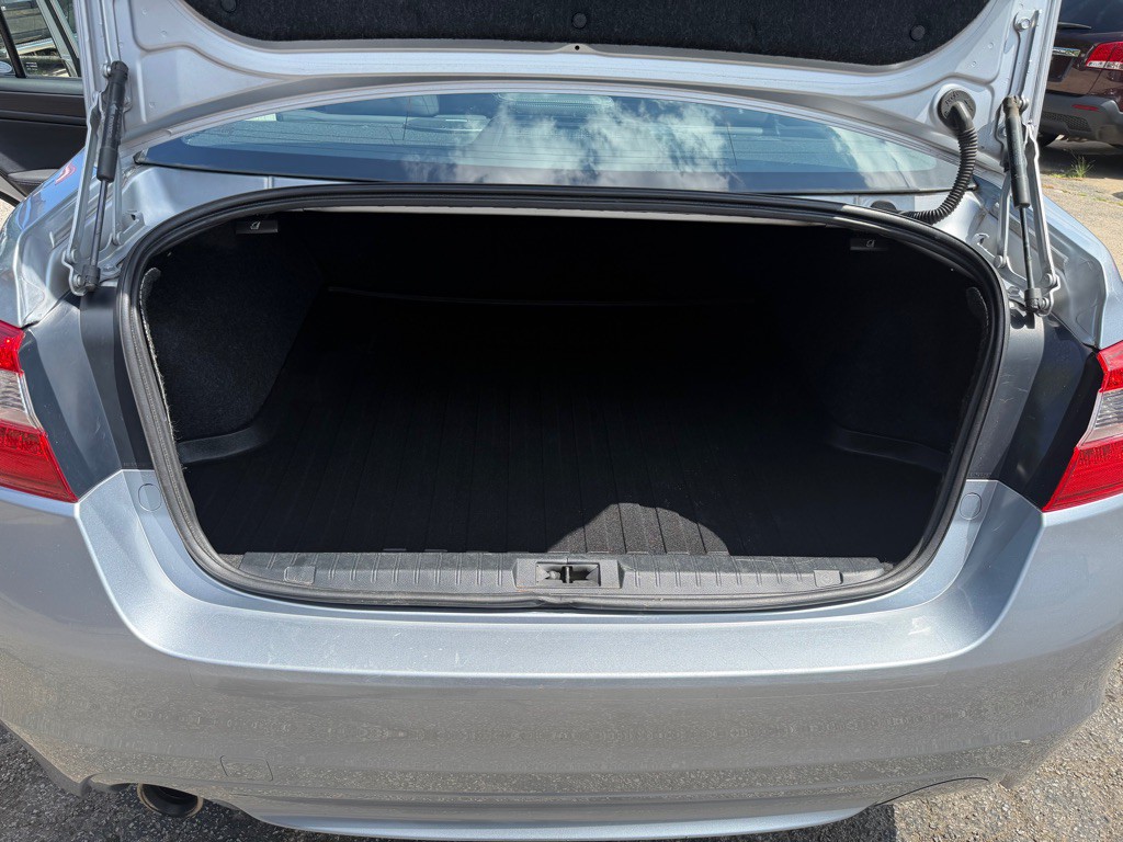 2015 Subaru Legacy Image 12