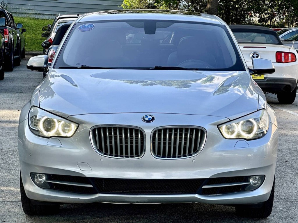 2013 BMW 5 Series Image 6