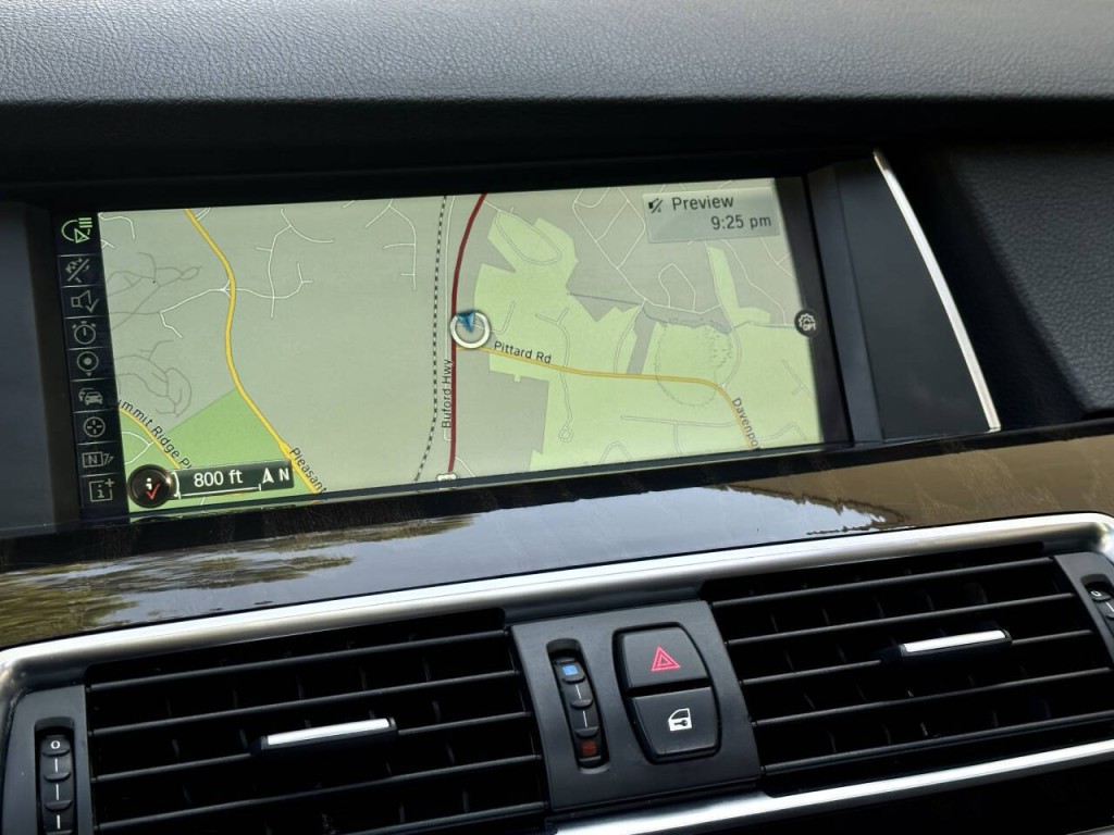 2013 BMW 5 Series Image 16
