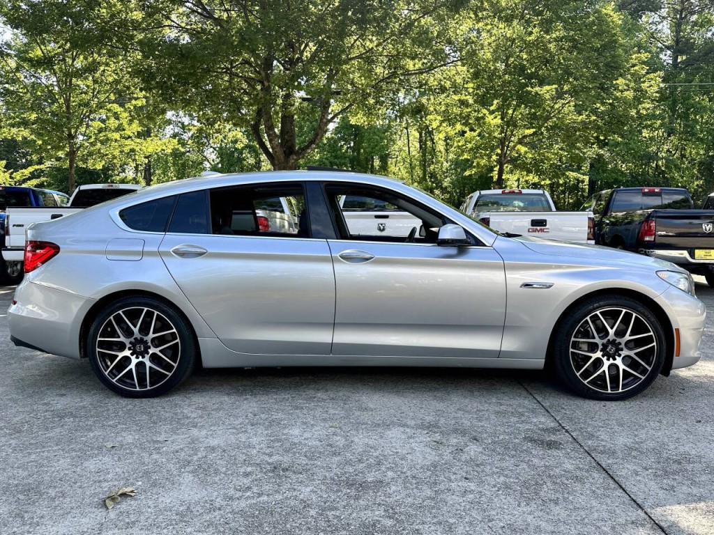 2013 BMW 5 Series Image 22