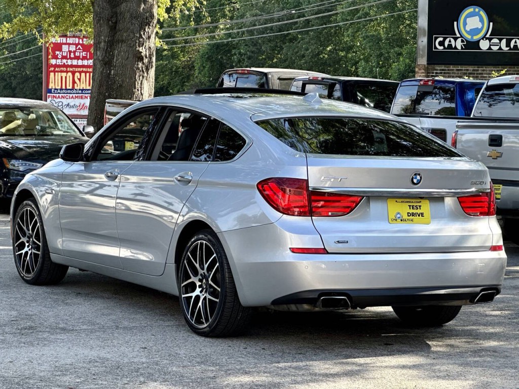 2013 BMW 5 Series Image 25