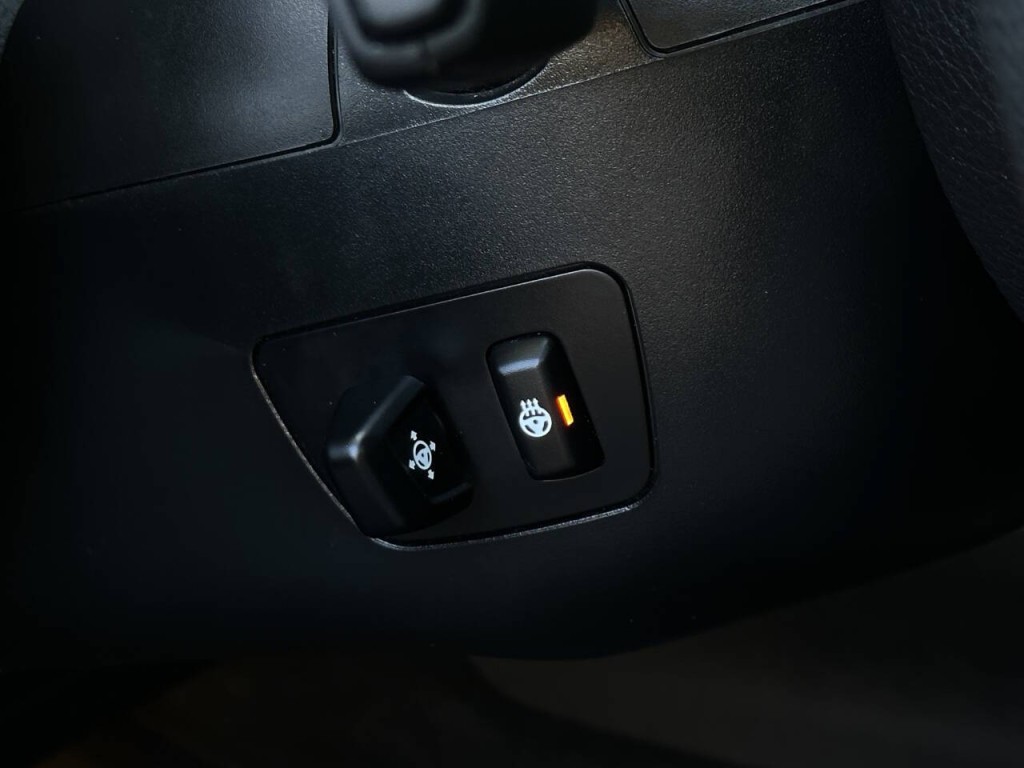 2013 BMW 5 Series Image 33