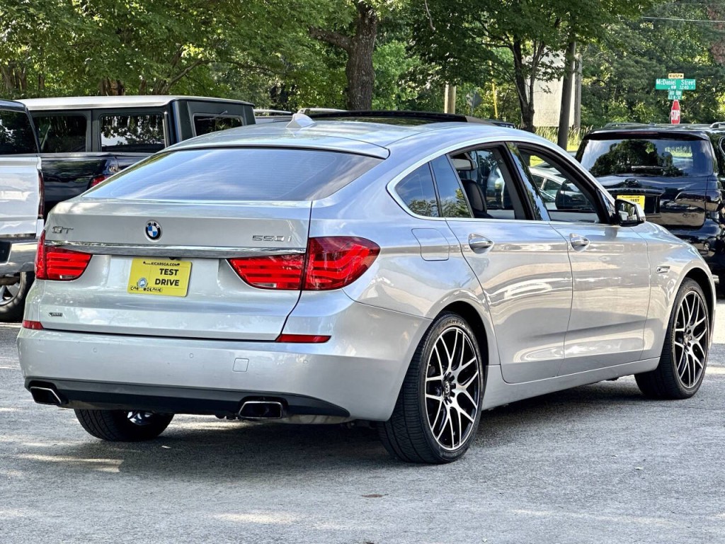 2013 BMW 5 Series Image 39