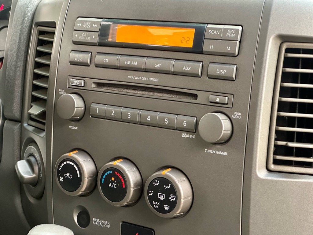 2006 Nissan Titan Image 23