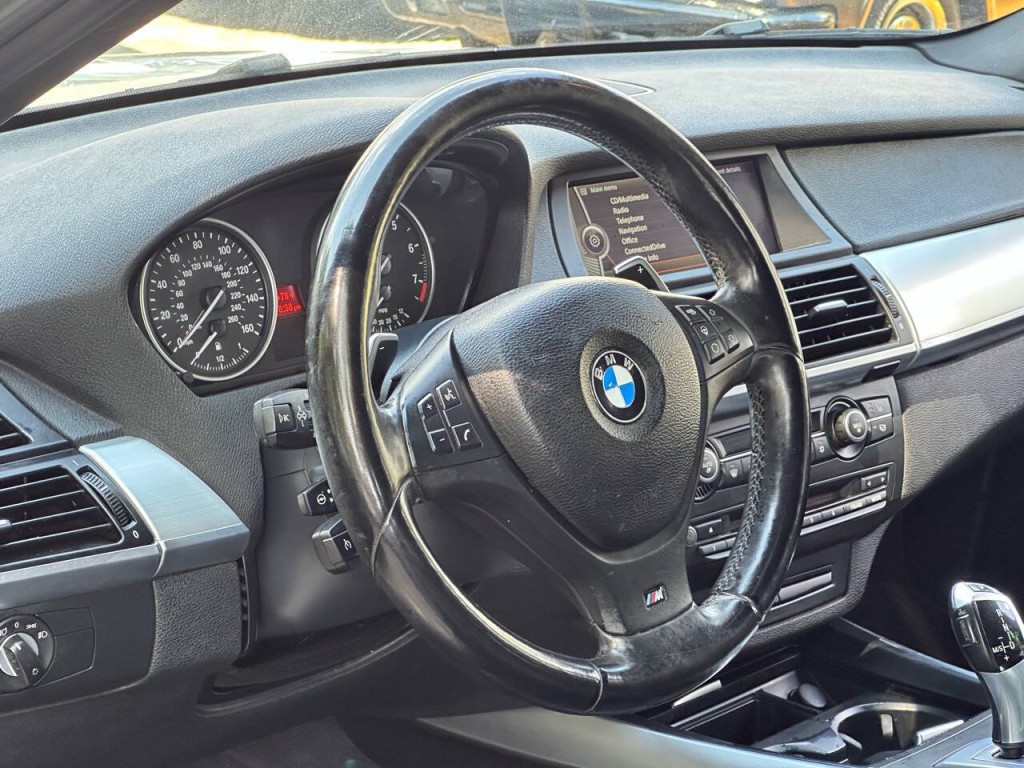 2013 BMW X5 Image 26