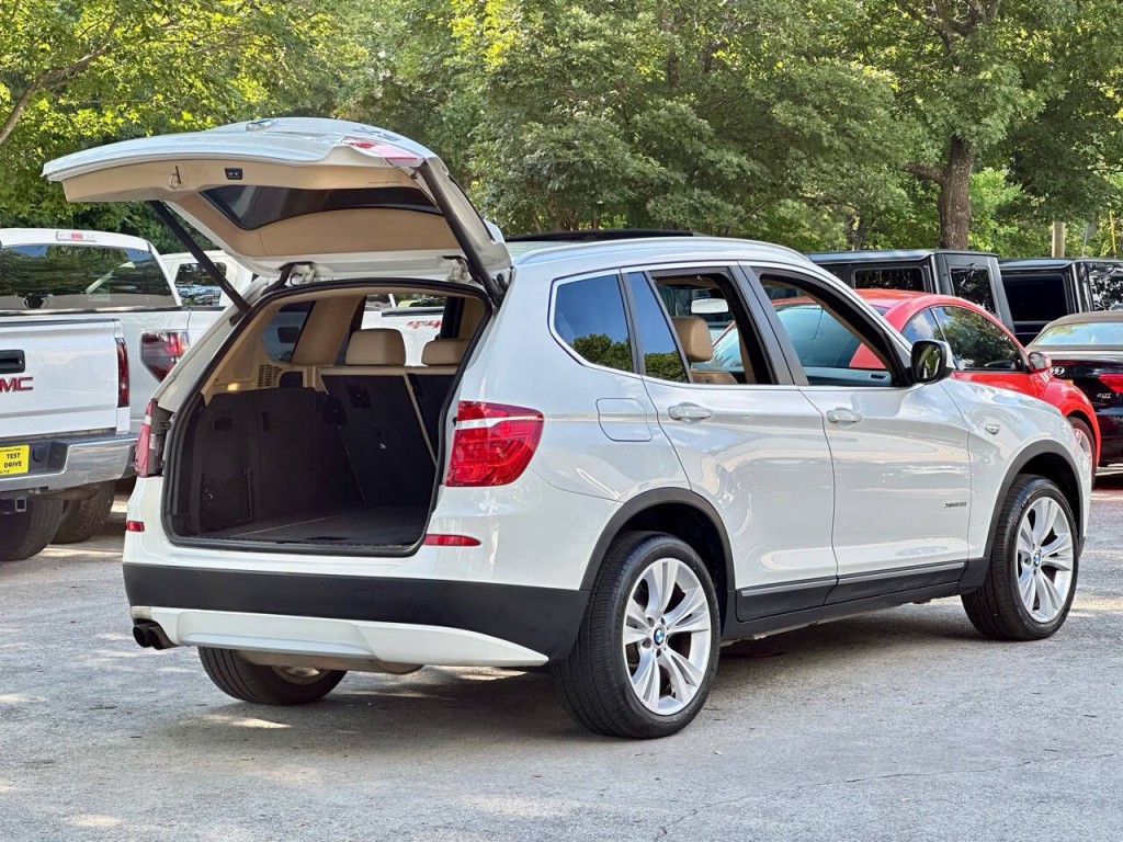 2011 BMW X3 Image 8