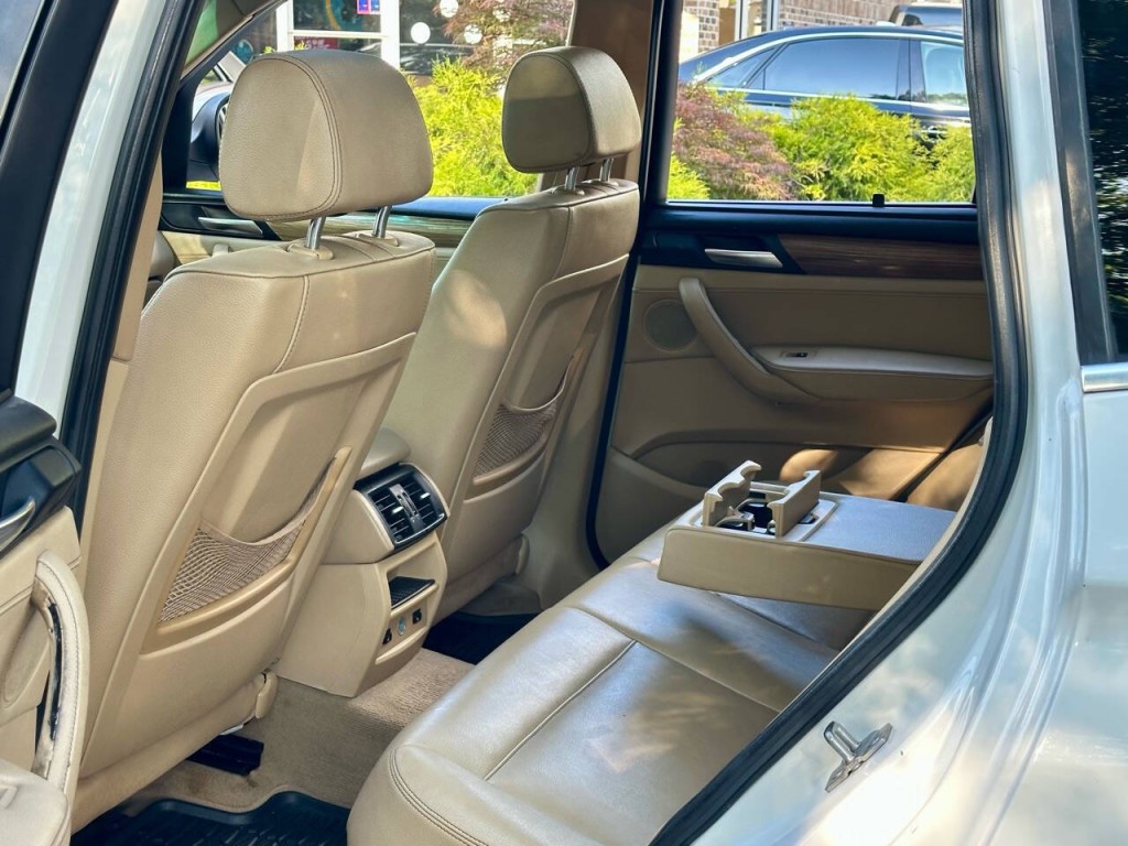 2011 BMW X3 Image 18