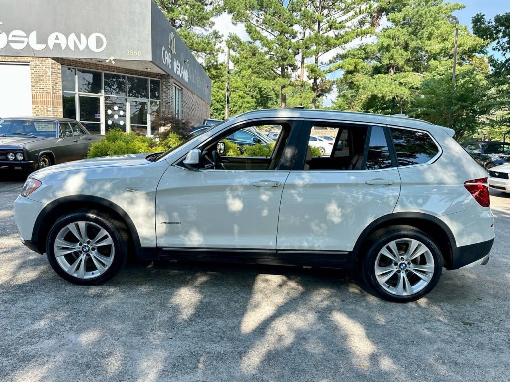 2011 BMW X3 Image 32