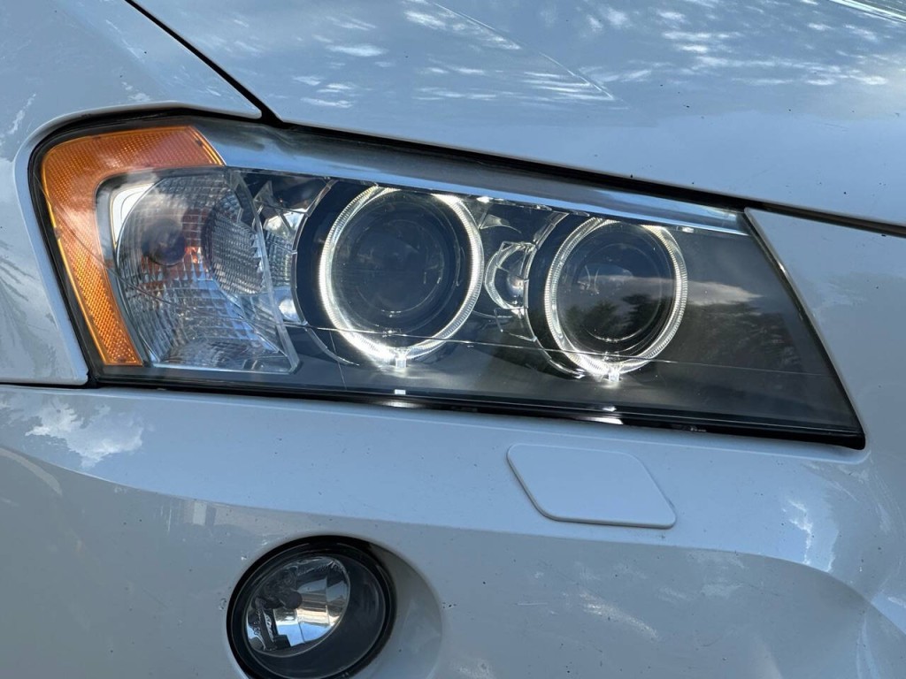 2011 BMW X3 Image 33
