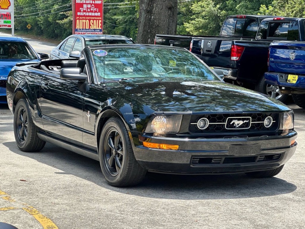 2007 Ford Mustang Image 14