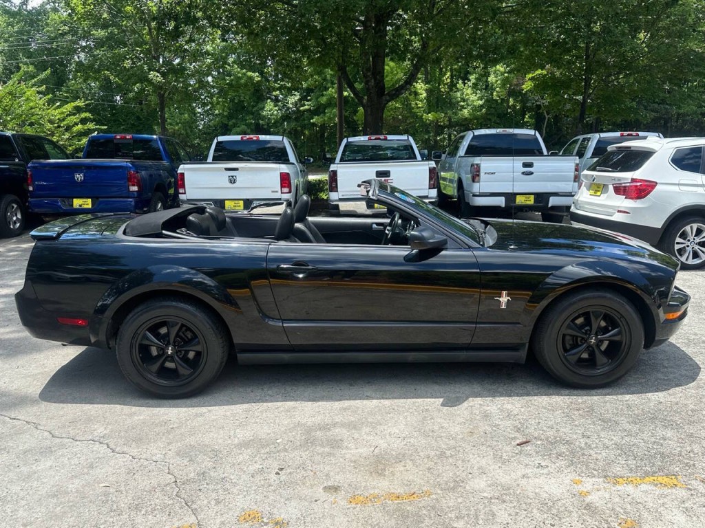 2007 Ford Mustang Image 37
