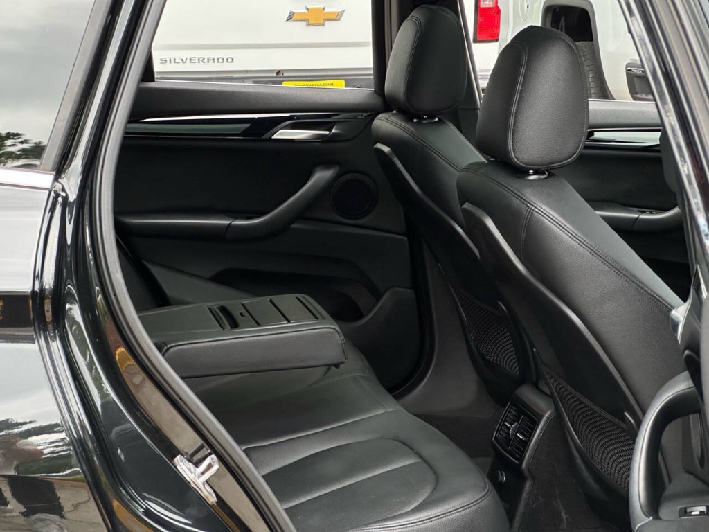 2016 BMW X1 Image 4