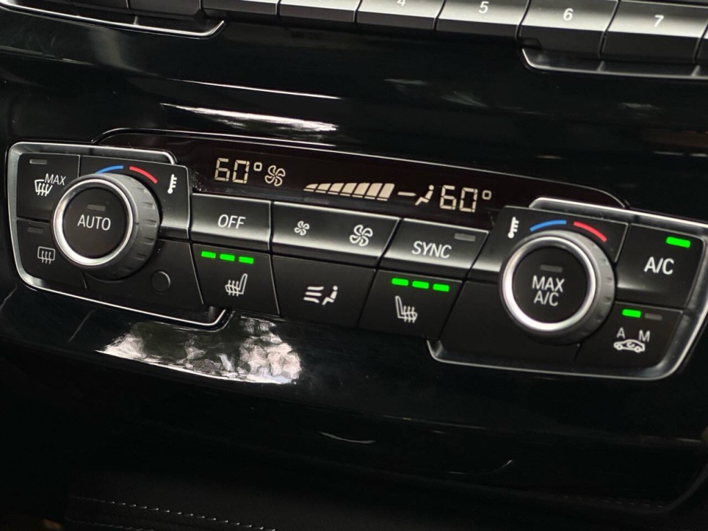 2016 BMW X1 Image 13