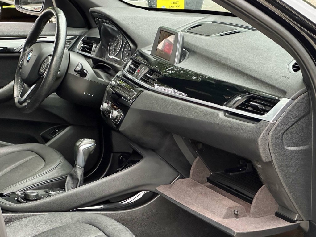2016 BMW X1 Image 23
