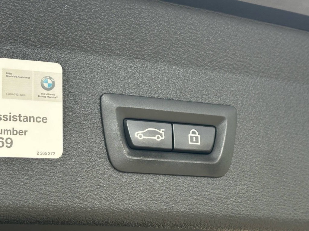 2016 BMW X1 Image 28