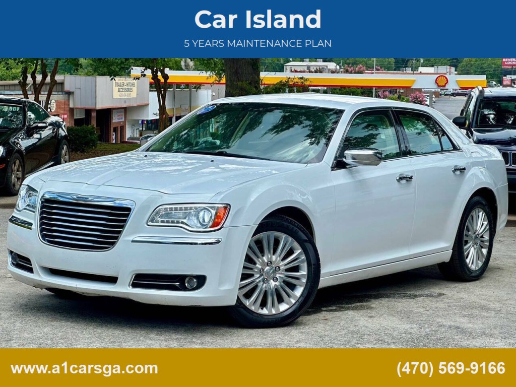 2013 Chrysler 300 Image 1