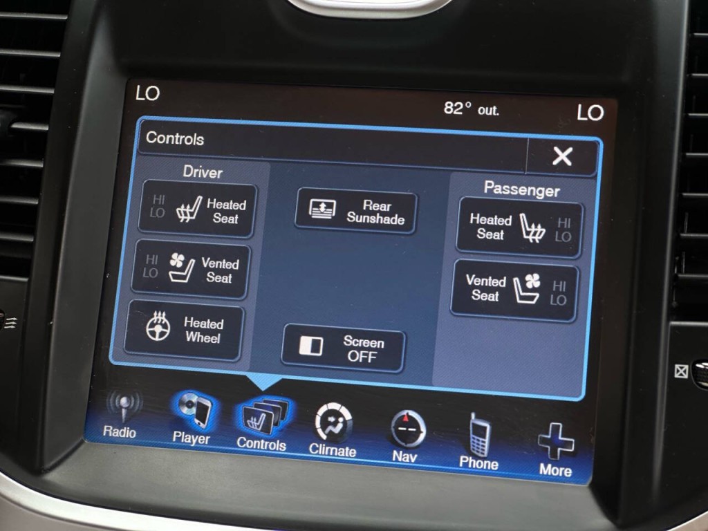2013 Chrysler 300 Image 43