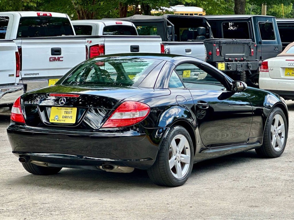 2006 Mercedes-Benz SLK-Class Image 21