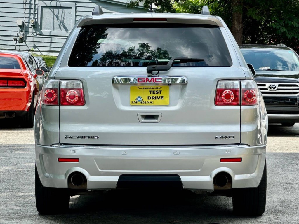 2012 GMC Acadia Image 6