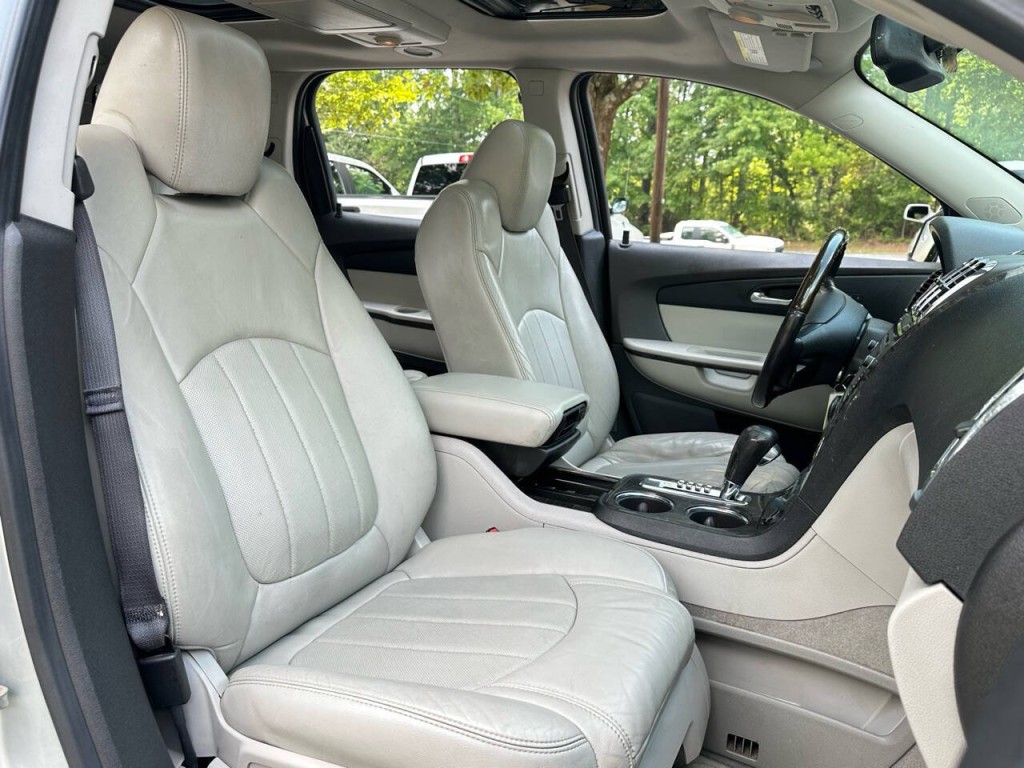 2012 GMC Acadia Image 15
