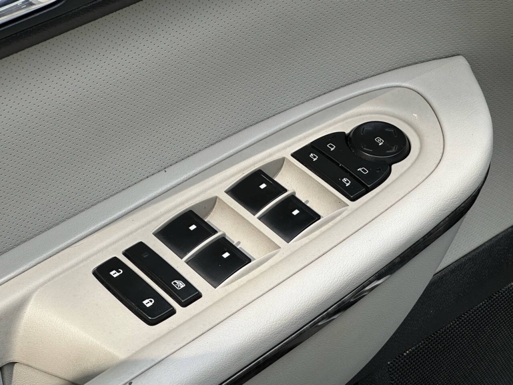 2012 GMC Acadia Image 33