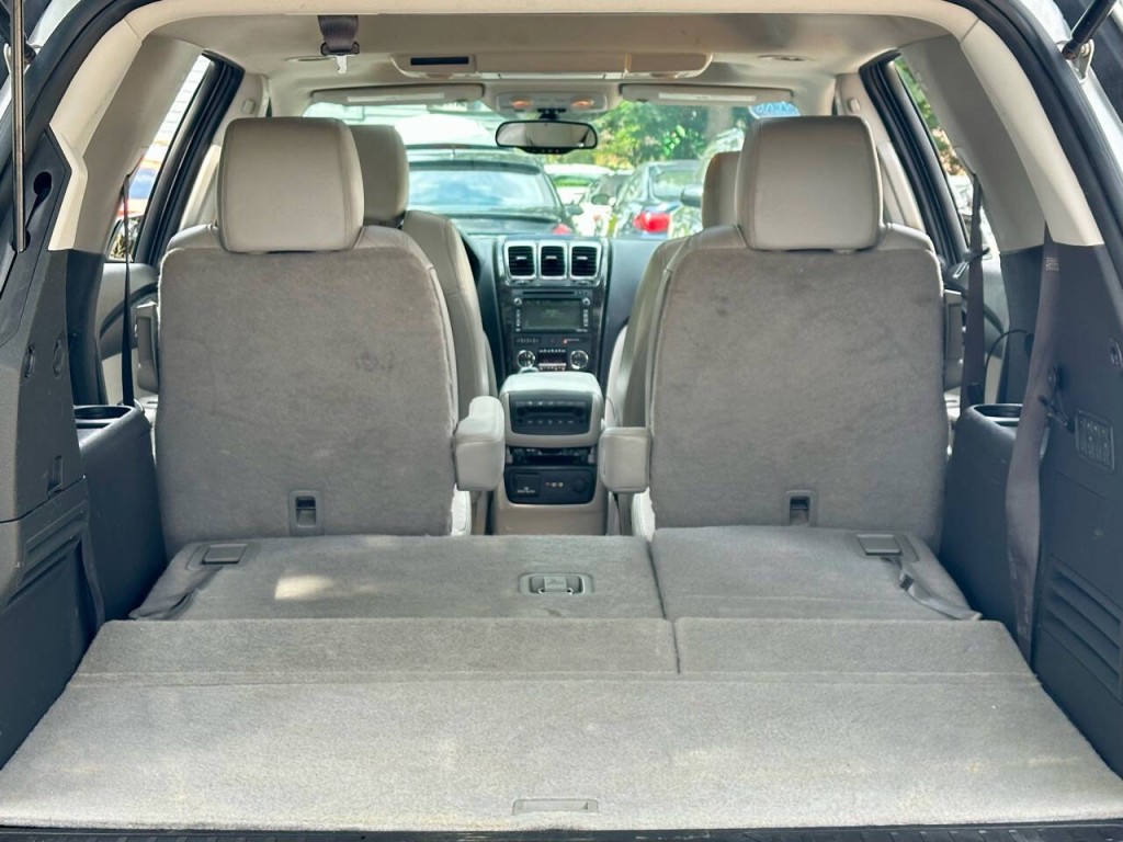 2012 GMC Acadia Image 40