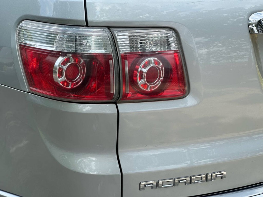 2012 GMC Acadia Image 46