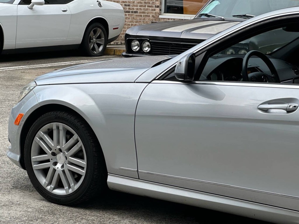 2008 Mercedes-Benz C-Class Image 30
