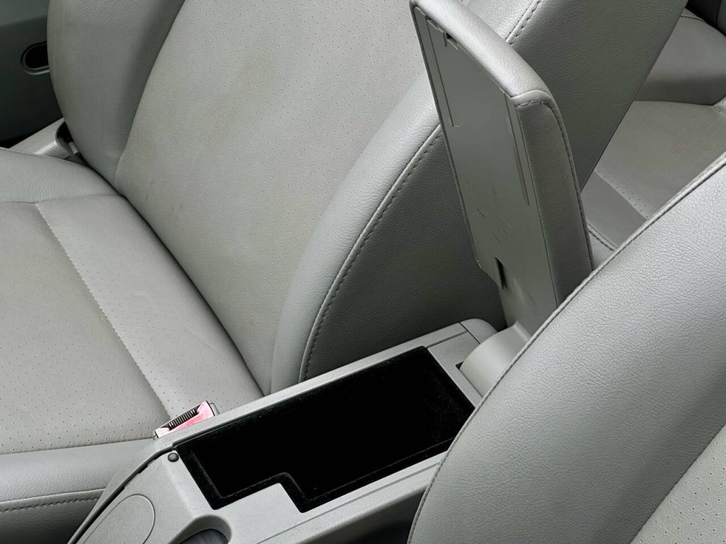 2005 Volkswagen Beetle Image 20