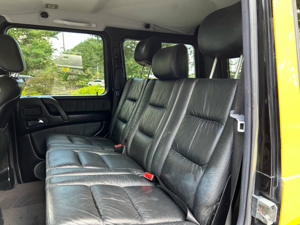 2004 Mercedes-Benz G-Class Image 4