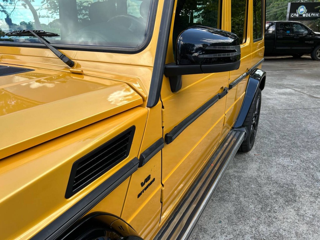 2004 Mercedes-Benz G-Class Image 10