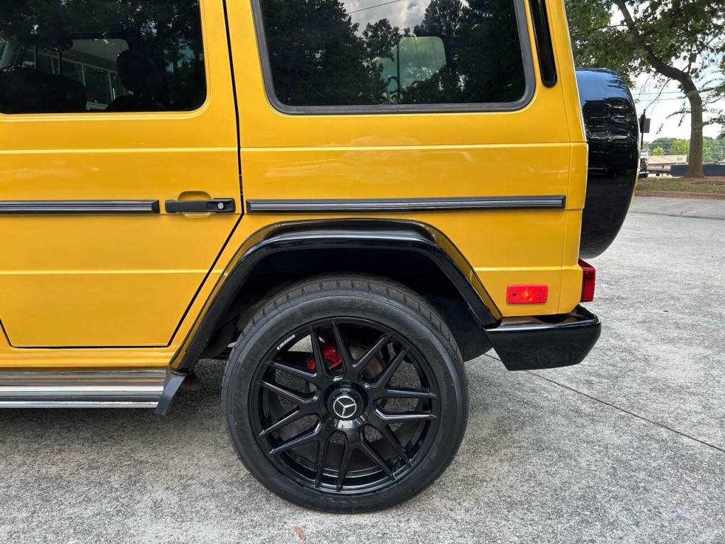 2004 Mercedes-Benz G-Class Image 12